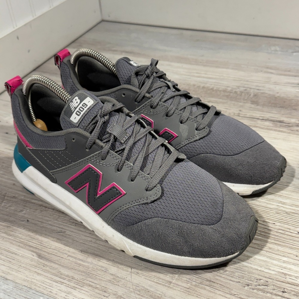 New Balance 009 Women's Size 9B Gray Low Top Athletic Shoes WS009LD1